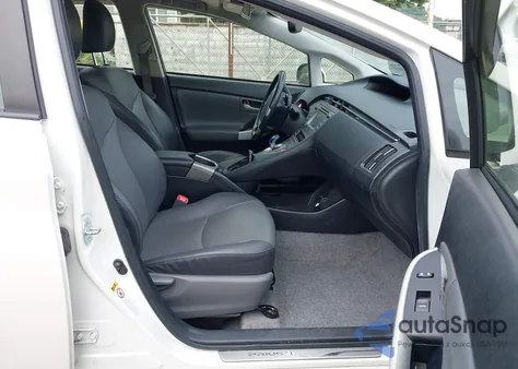 2012 Toyota Prius Four z USA, uszkodzony, nr VIN JTDKN3DUXC5481794